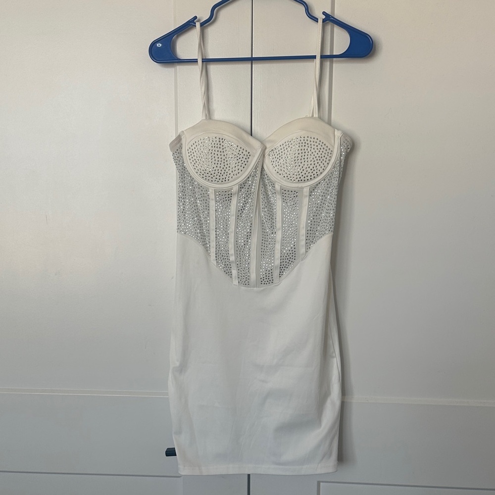 Source Unknown White and Silver Chemise